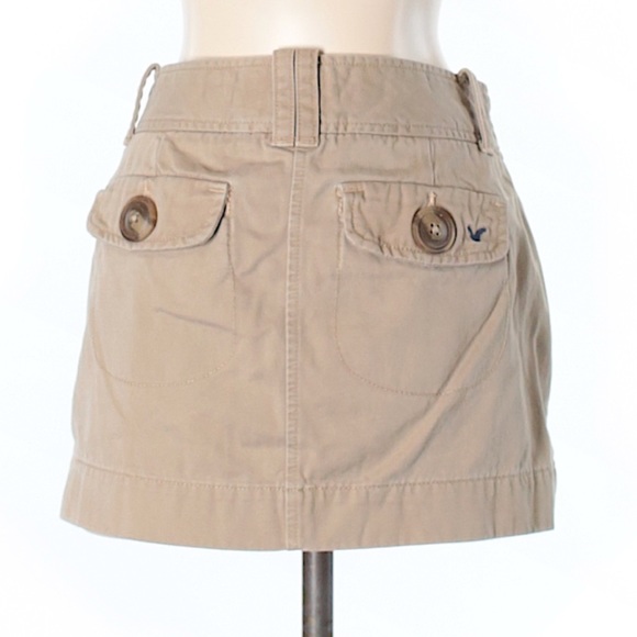 Mini Jupe Camouflage American Eagle – Taille 6, Boutonnée, Ourlet Brut
